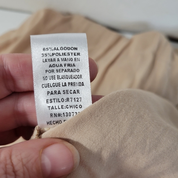 Scrap Work Womans Peasant Blouse embroidered sleeves Size S USA Made - Picture 7 of 7